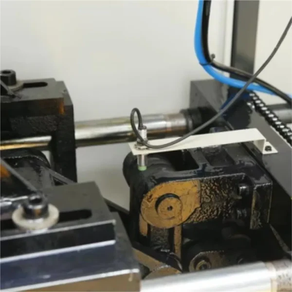 Hand Operated Blow Moulding Machine best